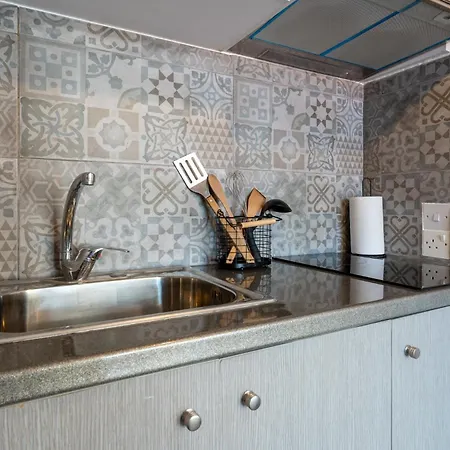 Modern Bursting With Style In *