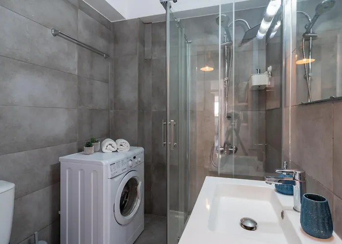 Modern Bursting With Style In Appartamento